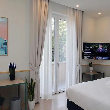 게스트하우스 Proja Housing Romagnosi20 4*