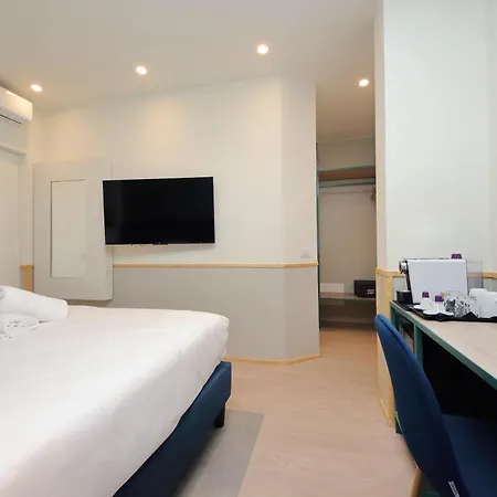 게스트하우스 Proja Housing Romagnosi20 4*