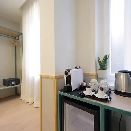 Proja Housing Romagnosi20 게스트하우스 4*