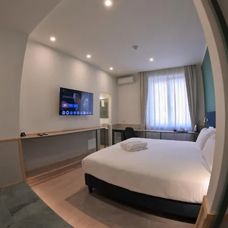 Romagnosi 20 بيت ضيافة 4*