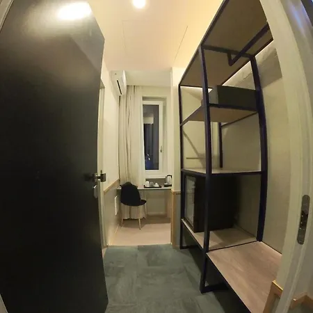 Proja Housing Romagnosi20 Πανσιόν