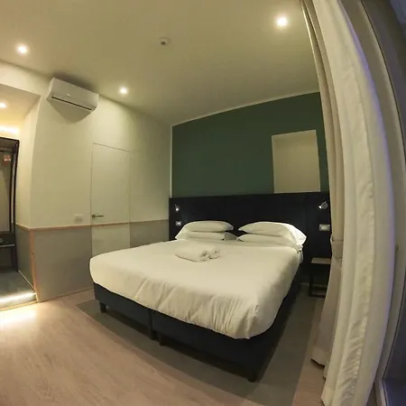 Romagnosi 20 بيت ضيافة روما