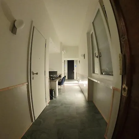 Romagnosi 20 روما