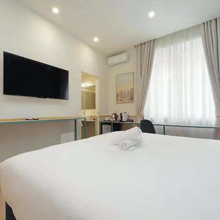 Proja Housing Romagnosi20 4* Rom