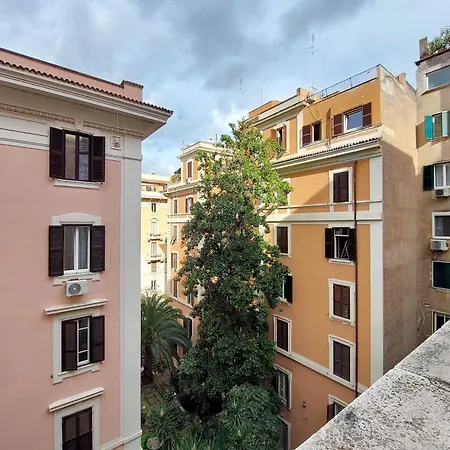 Romagnosi 20 بيت ضيافة روما