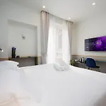 Proja Housing Romagnosi20 4* Roma