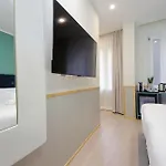Affittacamere Proja Housing Romagnosi20 4*
