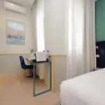 Proja Housing Romagnosi20 4* Roma